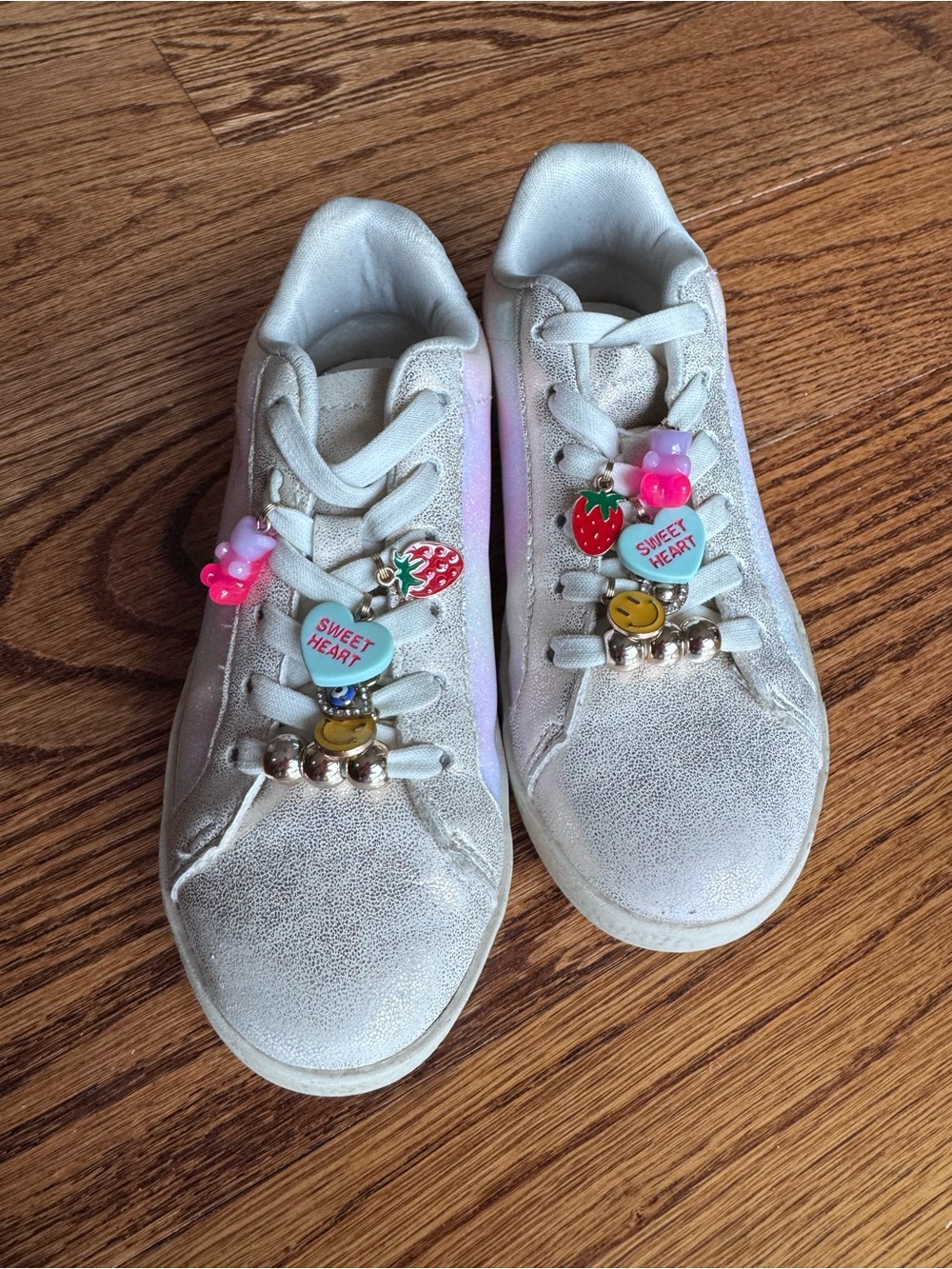 Steve Madden TODDLER TNilsa Sneakers w/ Colorful Charms